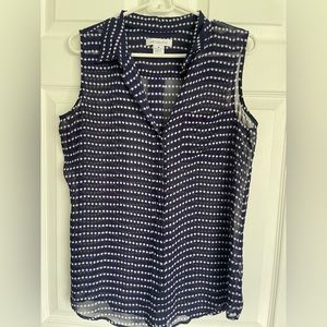 Liz Claiborne size Medium sleeveless blouse
